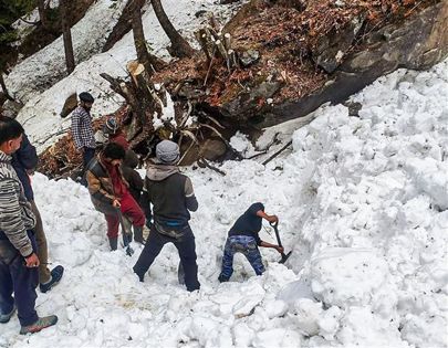 Man missing after avalanche in Himachal’s Manali