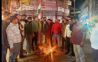 Youth Congress members burn effigies of rebel MLAs