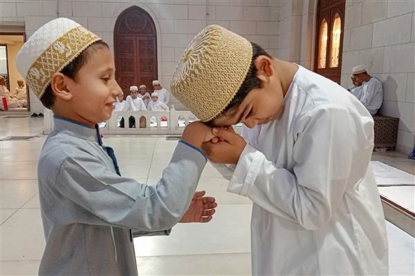 Eid to be celebrated in Jammu and Kashmir, Ladakh, Kerala on Wednesday; rest of the country on April 11