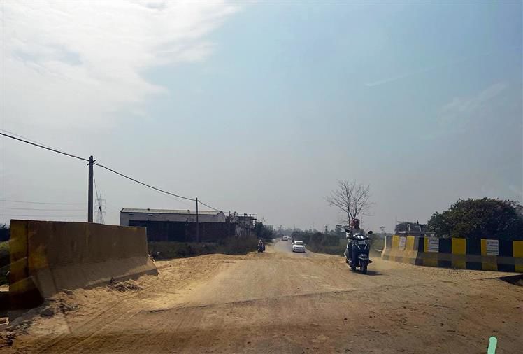 Dera Baba Nanak-Amritsar road connectivity yet to be improved