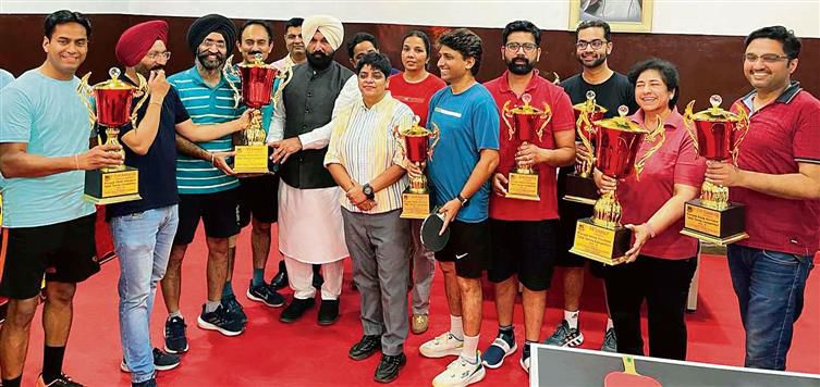 Anupreet wins doctor’s table tennis league