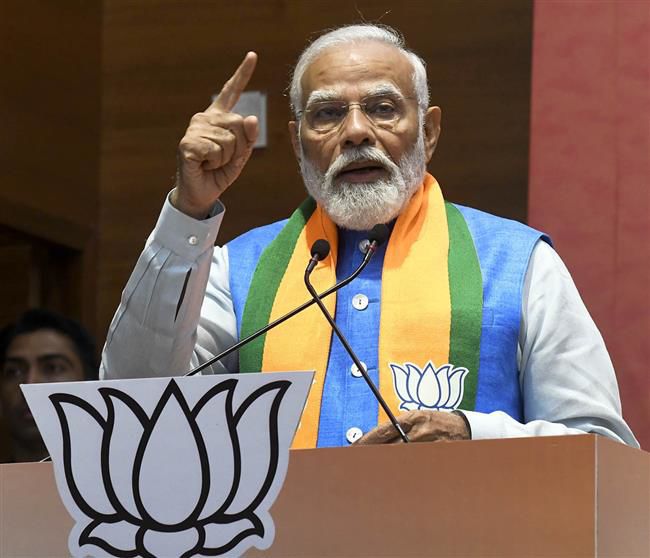 Congress crossing all limits to divide country: Modi