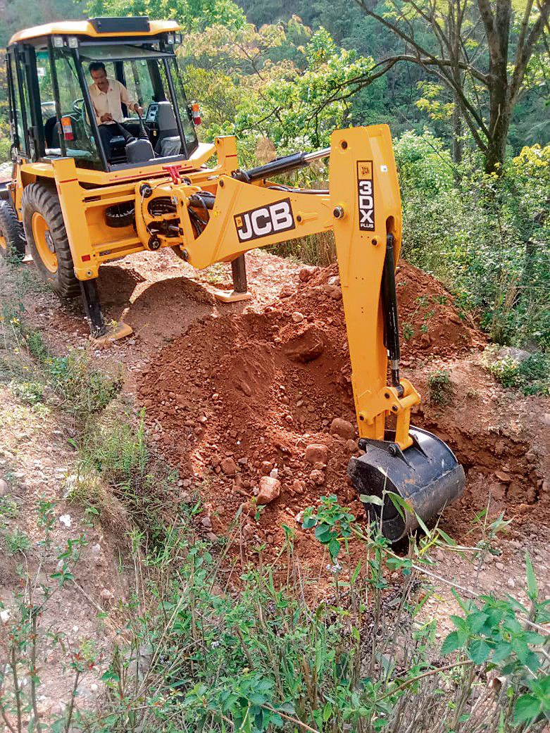 Baijnath SDM, forest and mining depts dismantle mining mafia's illegal roads, warn offenders of strict action