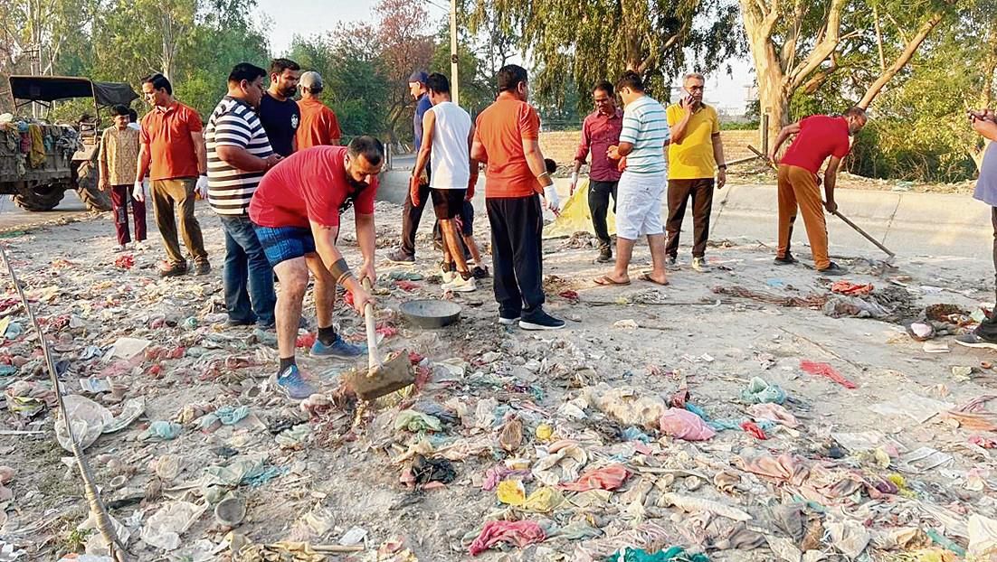 Activists clean Abohar canal days ahead of water supply resumption