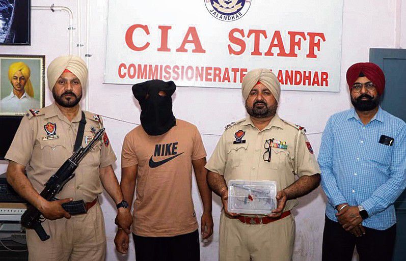 Jalandhar youth held with illegal pistol