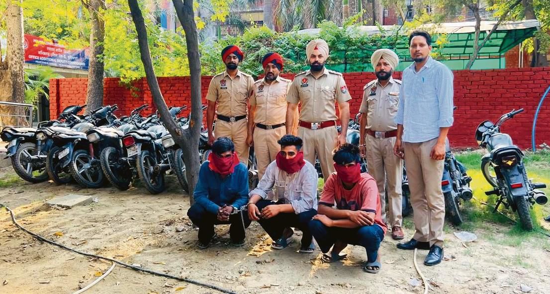 Three of vehicle thieves’ gang arrested, 12 bikes recovered