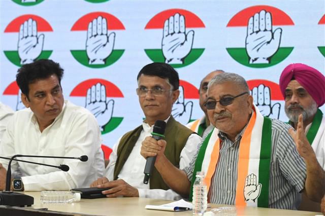 Former AAP MP Dharamvira Gandhi joins Congress; likely to contest Lok Sabha election from Patiala