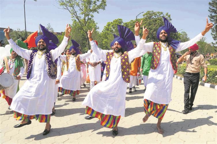 Indian culture takes centre stage at LPU’s annual festival