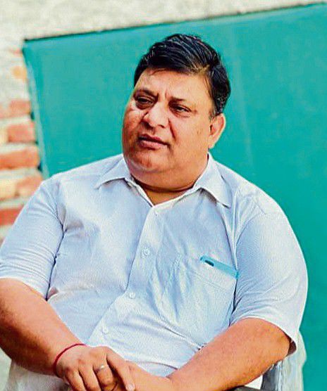 Himachal ex-MLA Rakesh Kalia leaves BJP, may be picked by Congress for Gagret bypoll