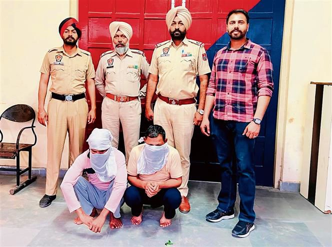 Dakha cops nab 2 thieves from Meerut