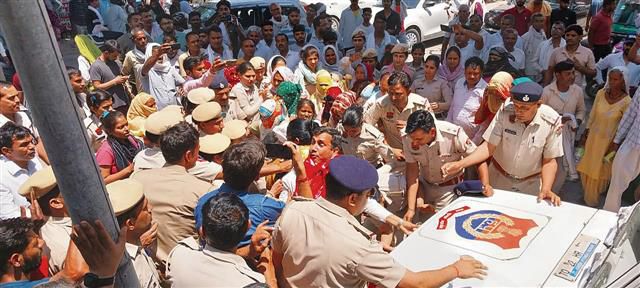 Protesters block road in Rewari alleging medical negligence