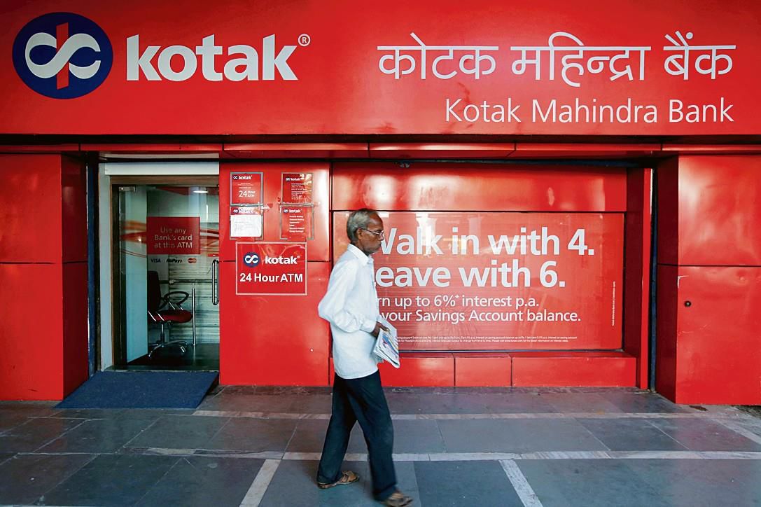 Poor security, RBI debars Kotak Mahindra Bank from opening a/cs online