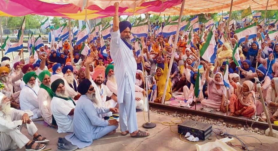 Punjab: Farm leaders plan mega event on May 23 to mark 100 days of ‘Dilli Chalo’ protest