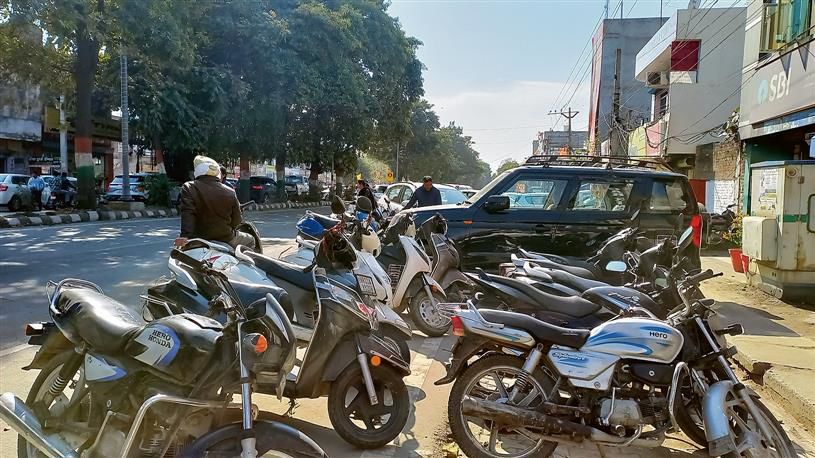 Parking woes in Yamunanagar, Jagadhri