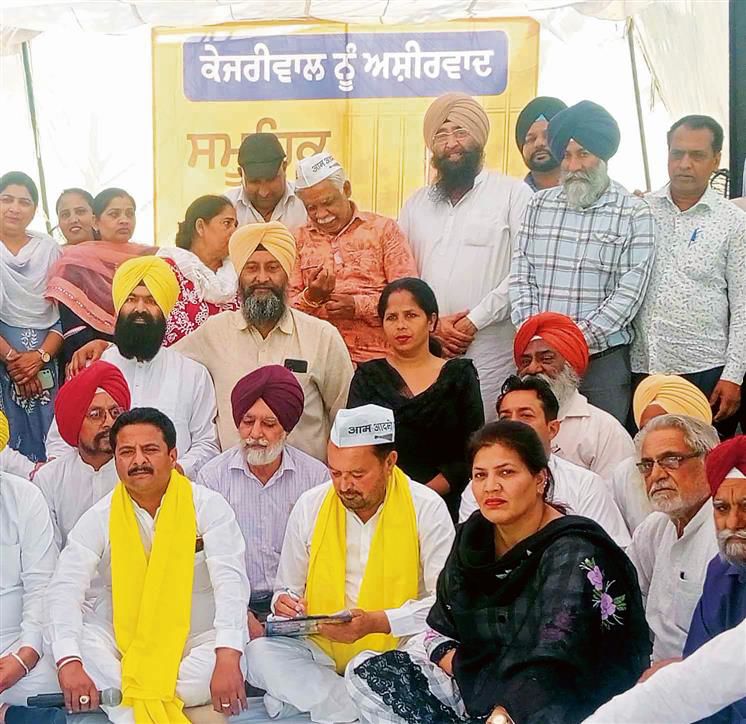 AAP workers observe fast