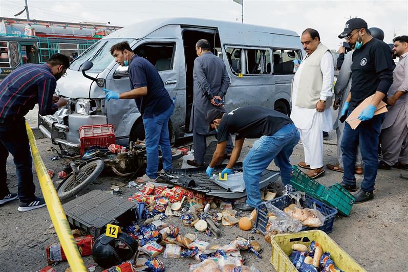 Karachi: 5 Japanese escape unhurt, 1 killed in Pakistan suicide blast