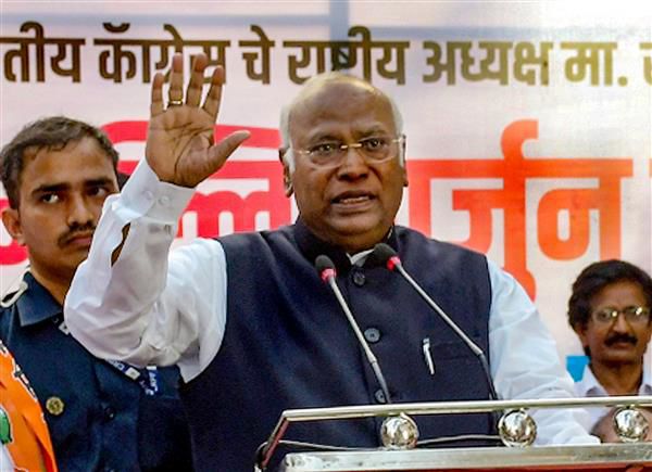 Manifesto row: Congress accuses PM Modi of trying to create communal polarisation; Kharge seeks appointment to ‘educate him’