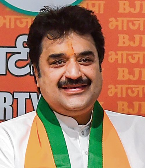 Not given ticket, Hisar ex-MP Kuldeep Bishnoi stays away from BJP campaign