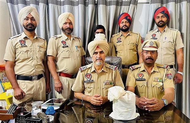 Amritsar Police nab peddler with 1 kg of heroin
