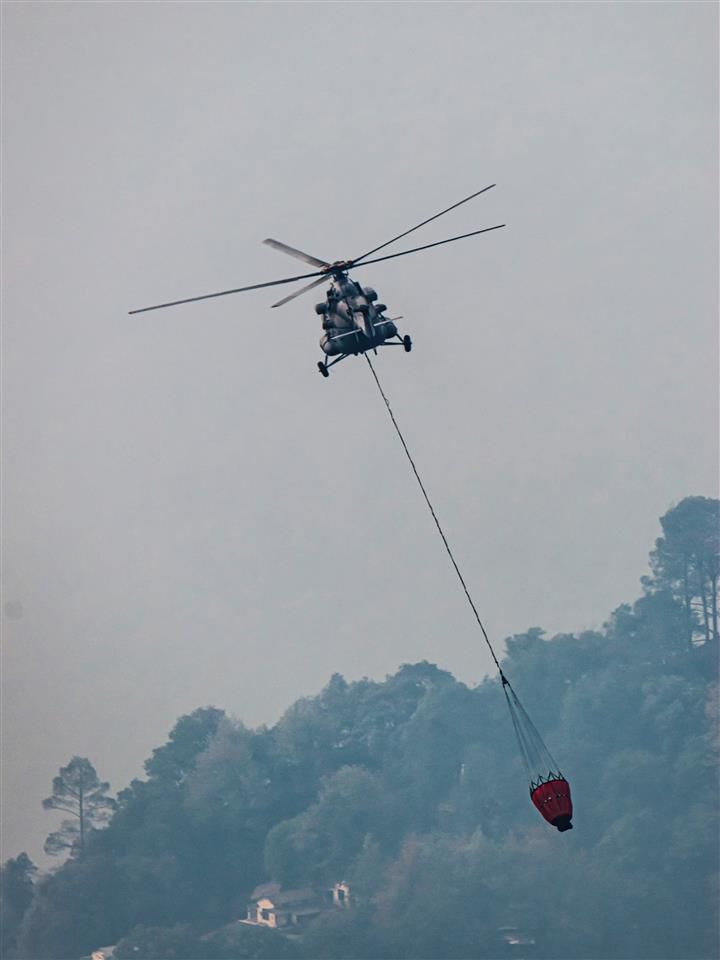 Uttarakhand forest fires: IAF helicopter assists in firefighting for 2nd day; blaze doused in many areas