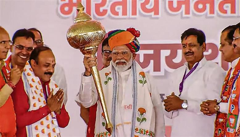 PM Modi opens new front against Congress, says it wants reservation based on religion