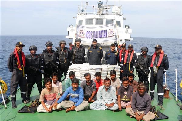 Drugs worth Rs 600 crore seized from Pakistani boat off Gujarat coast; 14 crew members held