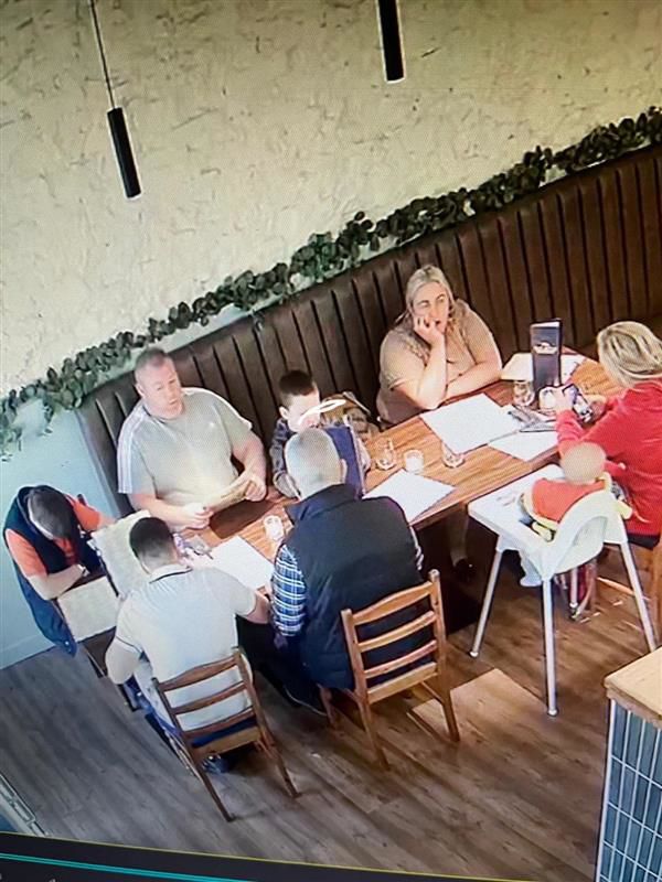 8 family members leave restaurant without paying Rs 34,000 bill in UK; know what happens next