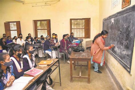 19 Haryana schools sans students, 811 make do with lone teacher