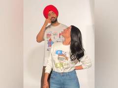Diljit Dosanjh gives a shout out to Neeru Bajwa during Dil-Luminati Tour, calls her 'Queen' of Punjabi industry