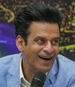When Manoj Bajpayee’s father auditioned at FTII in presence of Dharmendra, Manoj Kumar