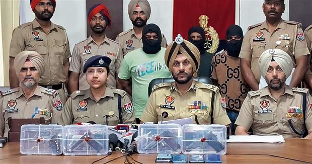 Gang of robbers busted, 3 held