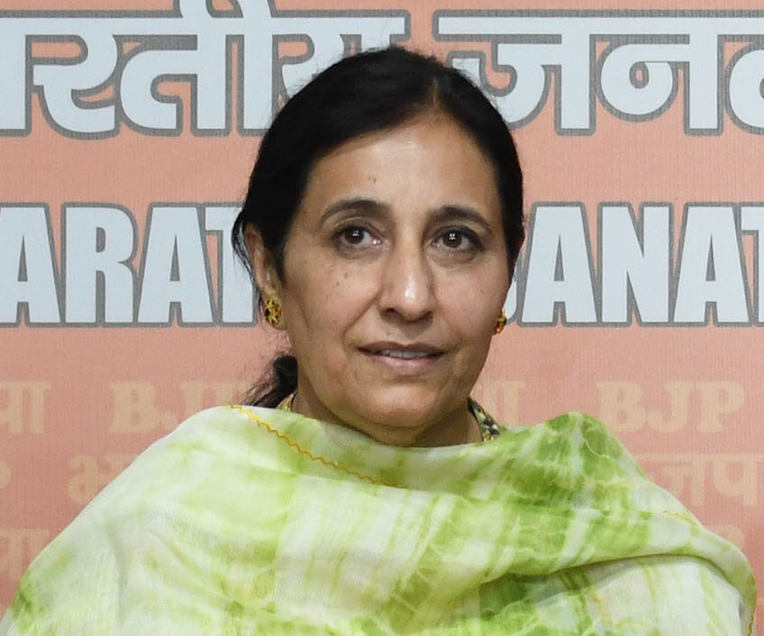 Defying Punjab government’s notice to resume work, BJP’s Bathinda candidate Parampal Kaur continues to campaign
