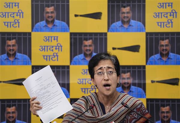 Police arrested Kejriwal's aide Bibhav at same time his anticipatory bail plea was being heard, claims Atishi