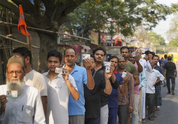 Lok Sabha polls: Delhi records 34.37 per cent turnout till 1 pm, highest in North East Delhi seat