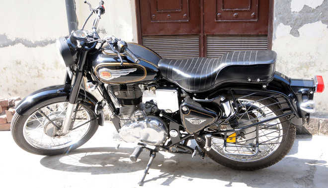 Bike owner fined Rs 40,000 over firecracker Bullet