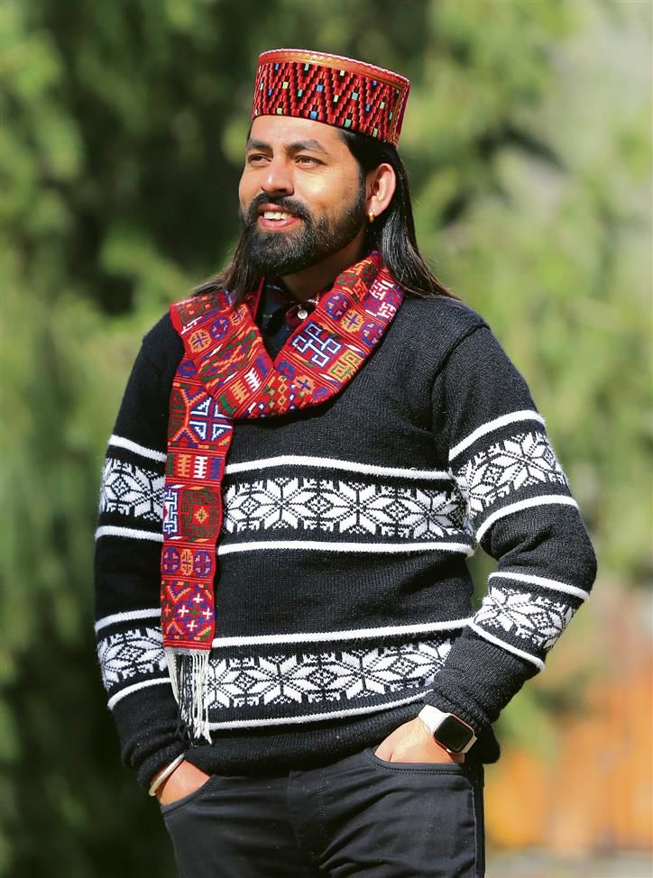 Himachali folk singer Inder Jeet  promotes state’s culture