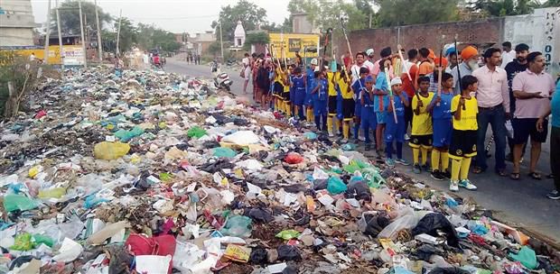 Attari residents irked over lack of waste management