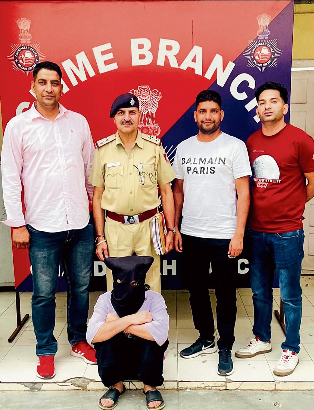 Himachal native held with charas