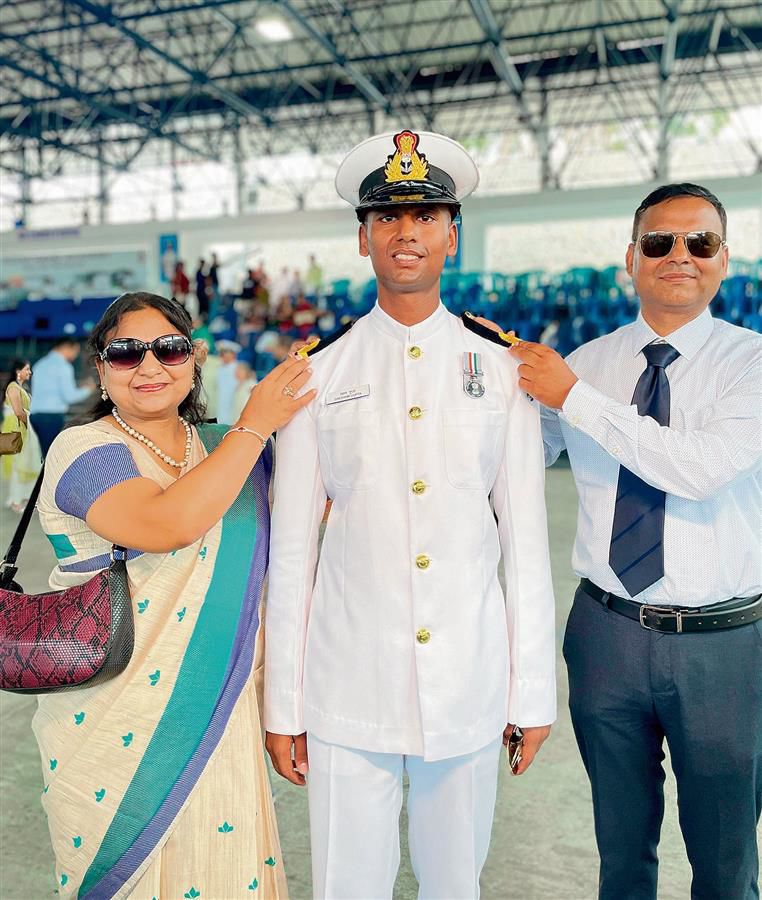 Jalandhar lad joins Navy as officer