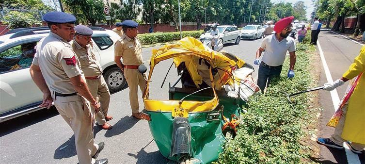 College girl, driver killed in collision between auto, SUV in Chandigarh