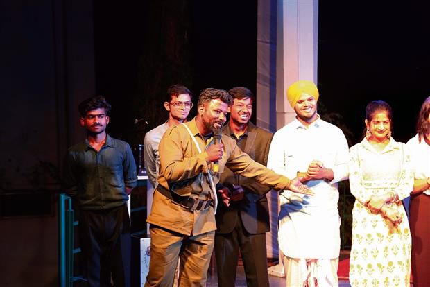 Gagan Damama Bajyo  staged at Gaiety Theatre, Shimla