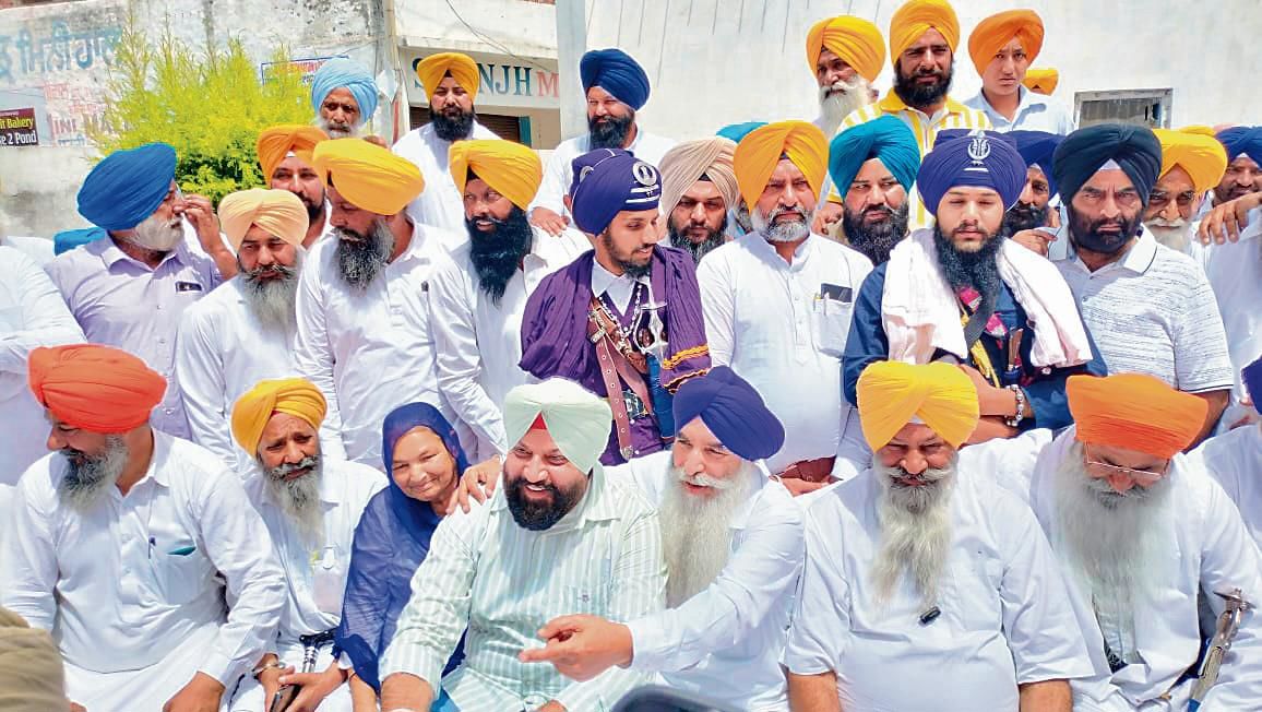 Women voters on mind, Akali Dal keeps tainted Sucha Langah at bay