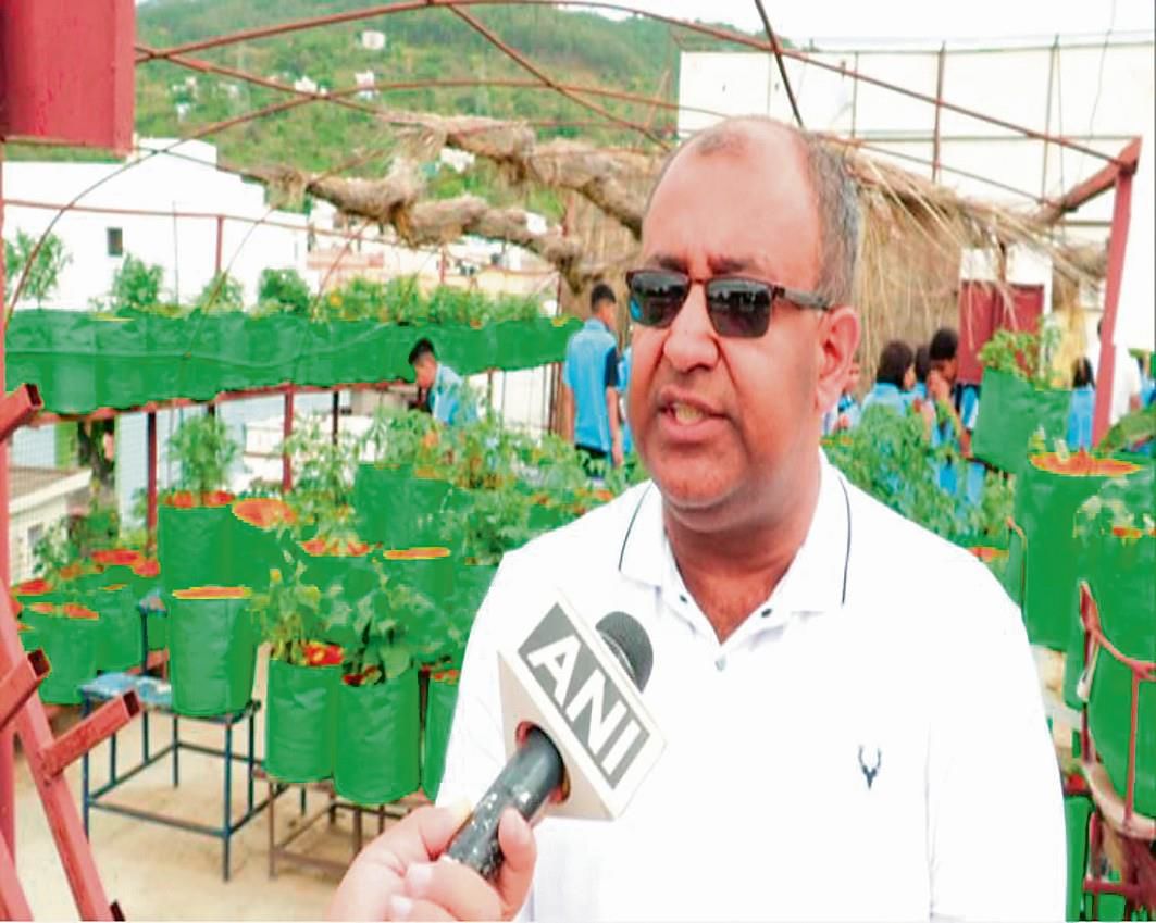 Udhampur school adopts roof-top farming