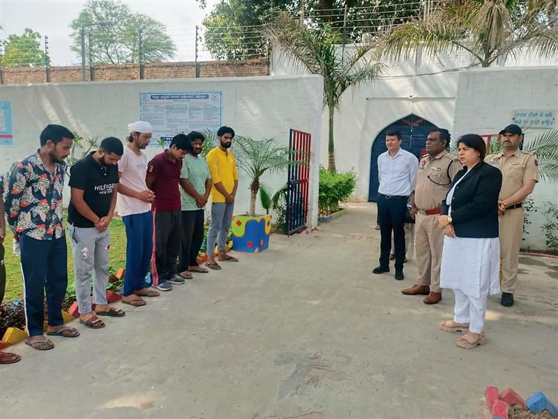 Sangrur DLSA official interacts with jail inmates
