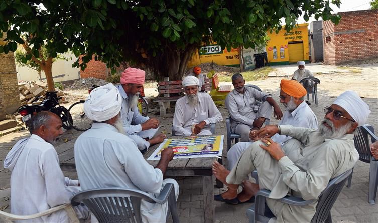 Their ‘Delhi chalo’ nixed by BJP, farmers threaten to block ML Khattar’s entry into Lok Sabha
