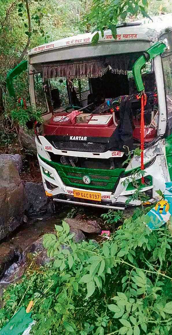 Driver dies as bus rolls down gorge