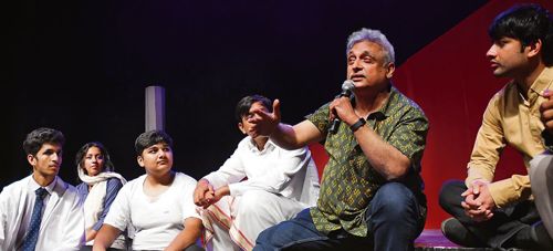 Actor-director Piyush Mishra, in Chandigarh for the staging of his play Gagan Damama Bajyo, says the directors and actors who have performed it have never disappointed him