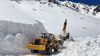 Snow hits work to restore Rohtang road