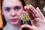 Diamond brooch resembling Queen’s up for auction