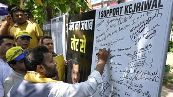 AAP launches signature campaign against CM Arvind Kejriwal’s arrest